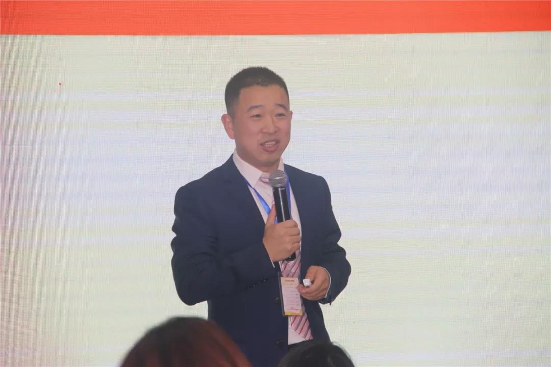 氧發(fā)堂董事、重慶分公司總裁 李志剛先生